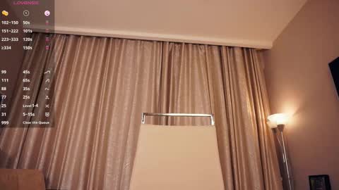 Snapshot of lezlieimeson chatting on 01/05/26, 05:27 Adeline Di or just cute girl3 online show from 01/05/26, 05:27