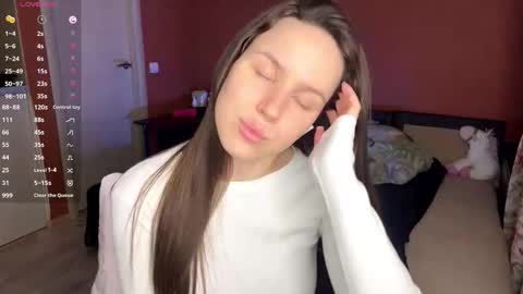 Adeline Di or just cute girl3 online show from 02/06/26, 07:50