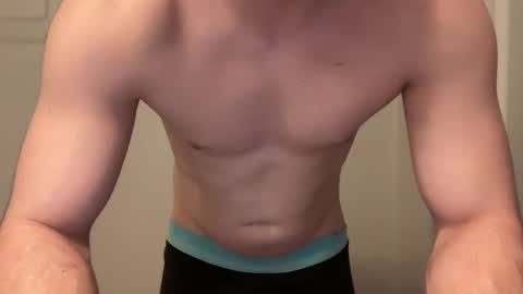 Snapshot of lhotboyl chatting on 01/29/25, 04:08 lhotboyl online show from 01/29/25, 04:08