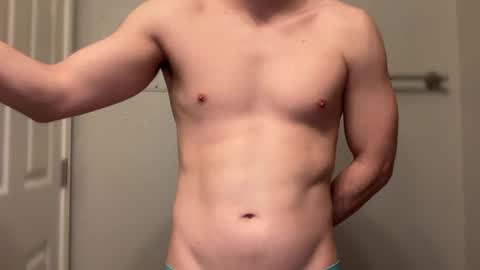 Snapshot of lhotboyl chatting on 02/04/25, 02:43 lhotboyl online show from 02/04/25, 02:43