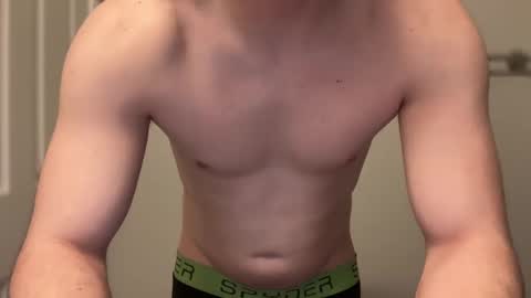 Snapshot of lhotboyl chatting on 02/16/25, 03:48 lhotboyl online show from 02/16/25, 03:48