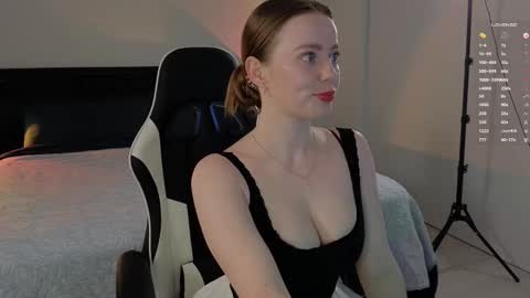 Linda my FANSLY  red fury online show from 09/15/25, 12:32