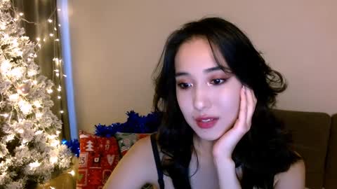 Snapshot of li_noen chatting on 12/19/24, 08:56 Li  online show from 12/19/24, 08:56