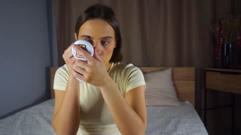 Snapshot of li_queen_ chatting on 01/17/25, 10:33 Hey Im Alexa tg online show from 01/17/25, 10:33