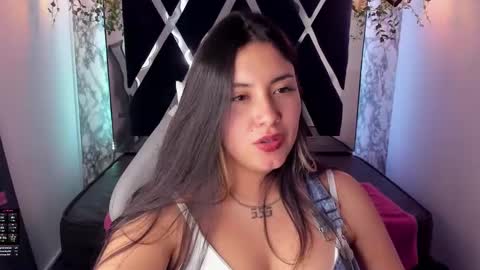 Snapshot of lia_14_ chatting on 01/07/25, 05:20 Lia online show from 01/07/25, 05:20