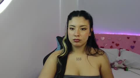 Snapshot of lia_14_ chatting on 02/19/25, 05:38 Lia online show from 02/19/25, 05:38