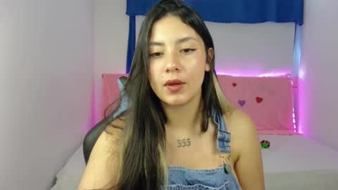 Snapshot of lia_14_ chatting on 02/23/25, 07:49 Lia online show from 02/23/25, 07:49