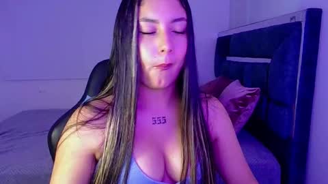 Lia  online show from 10/24/25, 11:45