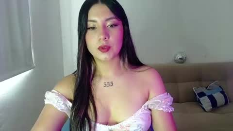 Snapshot of lia_14_ chatting on 06/24/26, 05:01 Lia online show from 06/24/26, 05:01