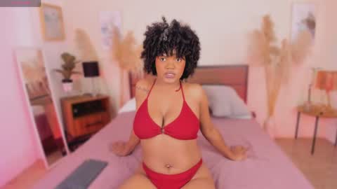 lia_adams17 online show from 06/05/26, 06:52