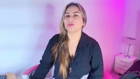 Lia  online show from 03/08/26, 03:54