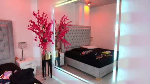 Lia  online show from 04/02/26, 03:48