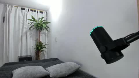 Lia y Felipe --  online show from 02/01/26, 01:04