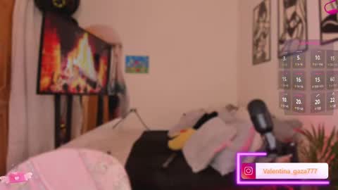 V A L  online show from 02/18/25, 12:37