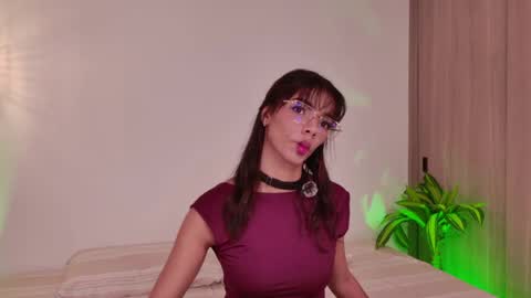 Lia online show from 05/01/26, 05:12