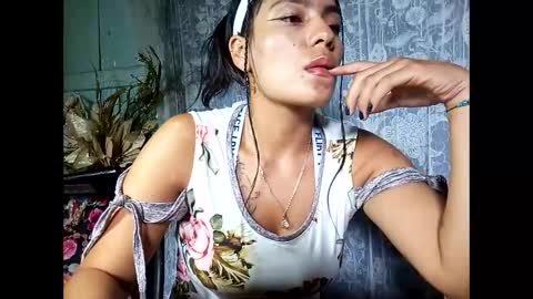 Lia online show from 10/20/25, 07:25