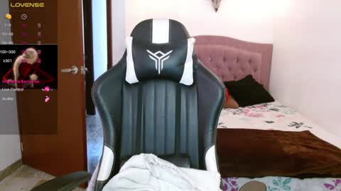 lia spicy   ig online show from 01/30/25, 02:25