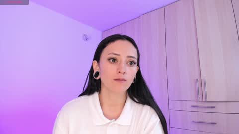 Snapshot of lia_queen610 chatting on 12/02/24, 07:16 Little Queen Lia online show from 12/02/24, 07:16