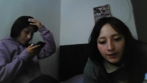 Snapshot of lia_queen610 chatting on 10/09/25, 01:14 Little Queen Lia online show from 10/09/25, 01:14