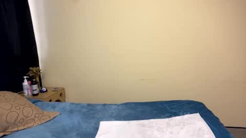 Little Queen Lia  online show from 02/14/26, 10:39