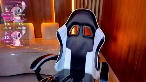 Online 1400 - 2100 online show from 04/03/26, 12:25