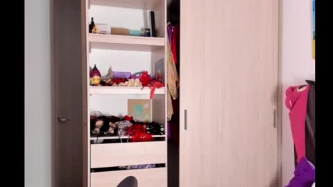 Snapshot of lia_rip01 chatting on 11/29/25, 04:26 lia_rip01 online show from 11/29/25, 04:26