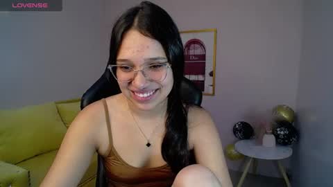 Snapshot of lia_rose_ch chatting on 07/03/26, 12:22 lia_rose_ch online show from 07/03/26, 12:22