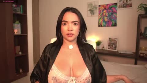 Lia  online show from 04/14/26, 05:30