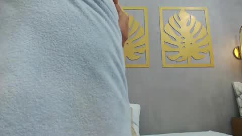 Lia  online show from 01/15/25, 09:35