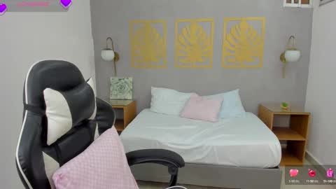 Lia  online show from 02/26/25, 09:21