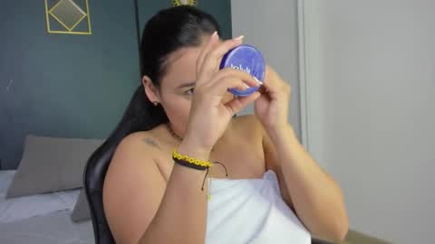 Lia  online show from 03/25/26, 02:28