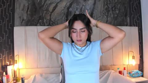 lia_sofiia online show from 12/23/25, 09:40