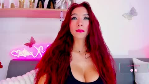 Snapshot of lia_tayllor1 chatting on 05/31/26, 03:19 ExXxotic online show from 05/31/26, 03:19
