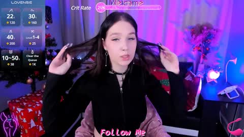 Lia online show from 12/27/24, 08:39