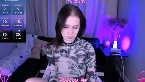 Lia online show from 02/14/25, 08:59