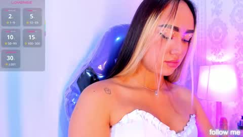 Liaa online show from 11/08/25, 03:07