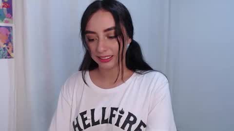   lia  online show from 06/11/26, 02:53