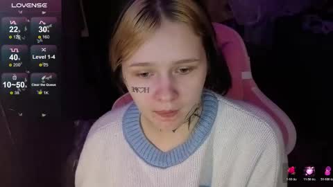 liaa_li online show from 04/13/26, 08:36