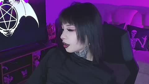 Snapshot of liaa_rodriguezz chatting on 02/17/25, 10:03 Liaa online show from 02/17/25, 10:03