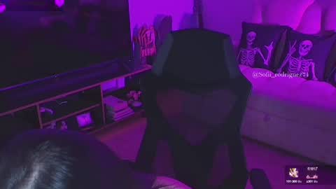 Snapshot of liaa_rodriguezz chatting on 02/23/25, 01:57 Liaa online show from 02/23/25, 01:57