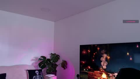 Snapshot of liaa_rodriguezz chatting on 09/14/25, 03:00 Liaa online show from 09/14/25, 03:00