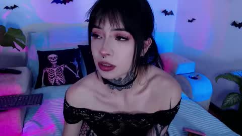 Snapshot of liaa_rodriguezz chatting on 10/01/25, 11:11 Liaa online show from 10/01/25, 11:11