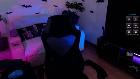 Snapshot of liaa_rodriguezz chatting on 10/03/25, 10:29 Liaa online show from 10/03/25, 10:29