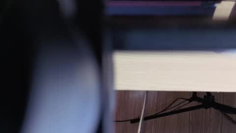 Lia  online show from 11/13/25, 02:27