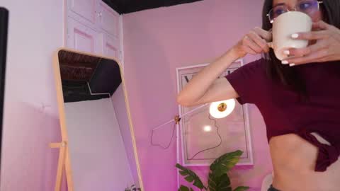 Lia  online show from 04/13/26, 12:21