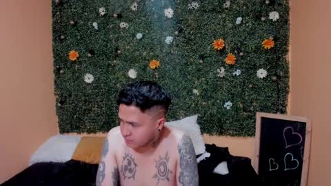 Snapshot of liaandjefferson chatting on 12/22/24, 02:49 liaandjefferson online show from 12/22/24, 02:49