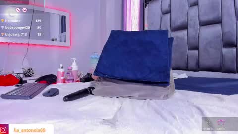 Snapshot of liaantonella69 chatting on 02/14/25, 07:02 Antonela online show from 02/14/25, 07:02