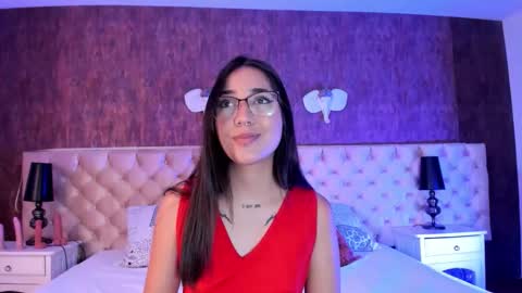 liaa turner  online show from 09/30/25, 08:36