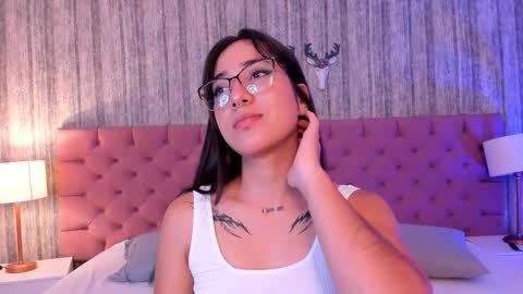 liaa turner  online show from 01/15/26, 08:34