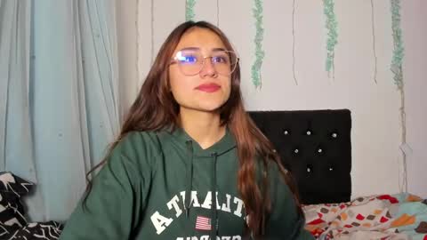 Liah  online show from 05/17/26, 03:59